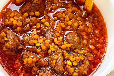 خورشت قیمه با گوشت گوسفند و لپه