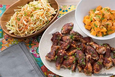 مرغ کبابی با سالاد کلم و هویج