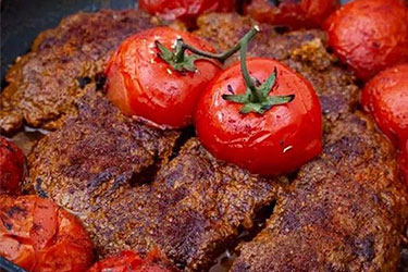 کباب تابه‌ای گوسفندی با زعفران و دارچین